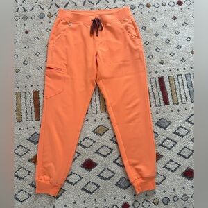 FIGS Zamora Jogger Scrub Pants size medium!